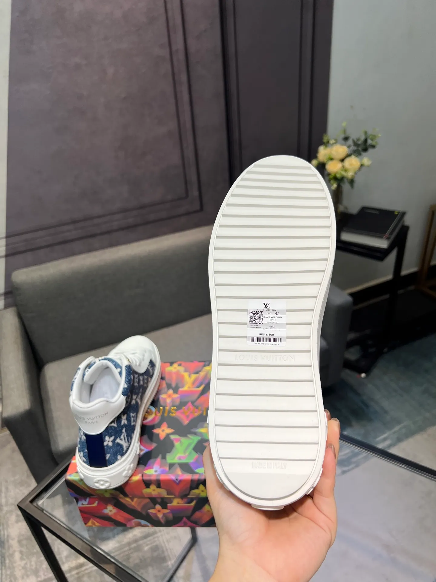Men's shoes 💰560 LV Louis Vuitton. The latest fashionable casual shoes are popular in physical stores. New spring and summer comfortable imported cowhide, cowhide mesh, unique jacquard fabric element design. With sheepskin lining, Lv original base, [sun][sun] high-end packaging and high quality💪Details determine quality, welcome to compare🇮🇹Code number 38-44, 45 can be customized